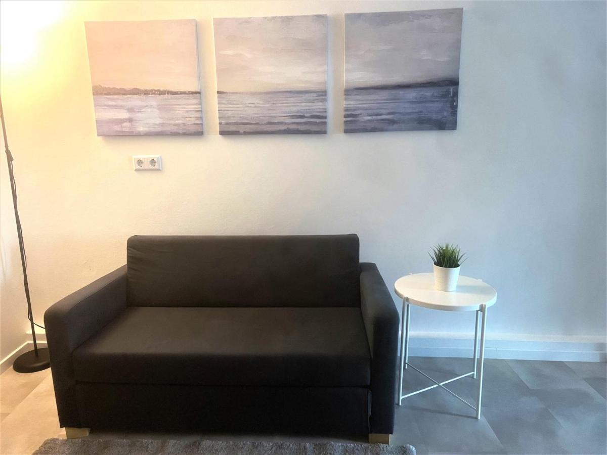 Schloß Holte-Stukenbrock Moeblierte 3 Zimmer Apartment - Mit Smart Tv, Wlan Und Kostenfreie Parkplaetze מראה חיצוני תמונה